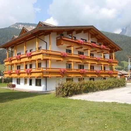 Residence Dolomia Pozza di Fassa Luaran gambar