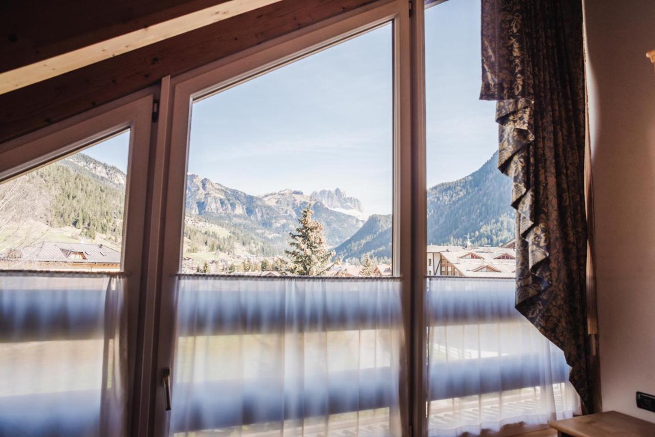 Residence Dolomia Pozza di Fassa Luaran gambar