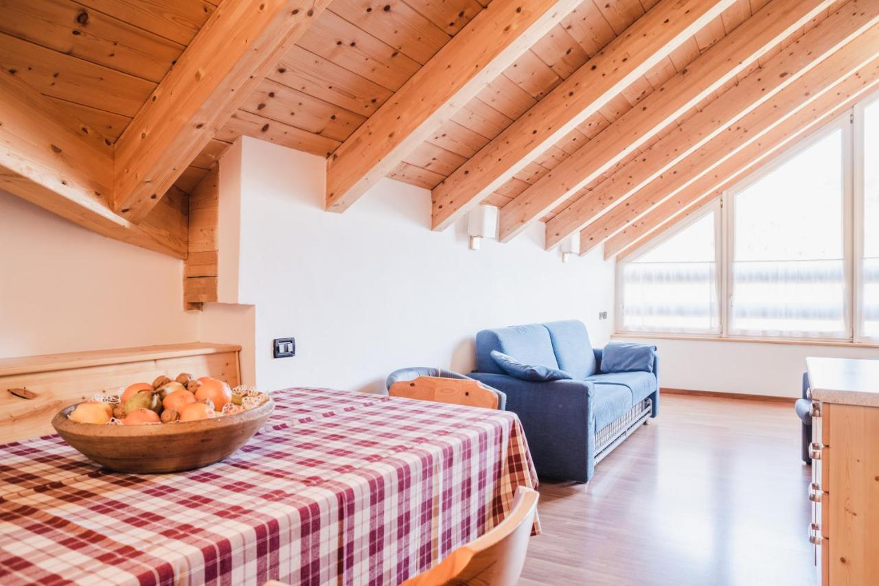 Residence Dolomia Pozza di Fassa Luaran gambar